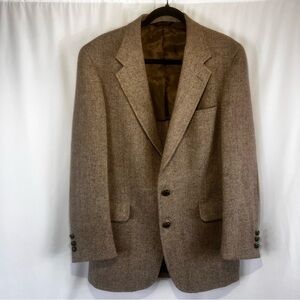 Vintage Claridge Wool Herringbone Elbow Patch Sports Coat  Classic Brown